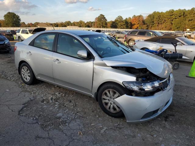 KNAFU4A28B5391634 - 2011 KIA FORTE EX SILVER photo 4