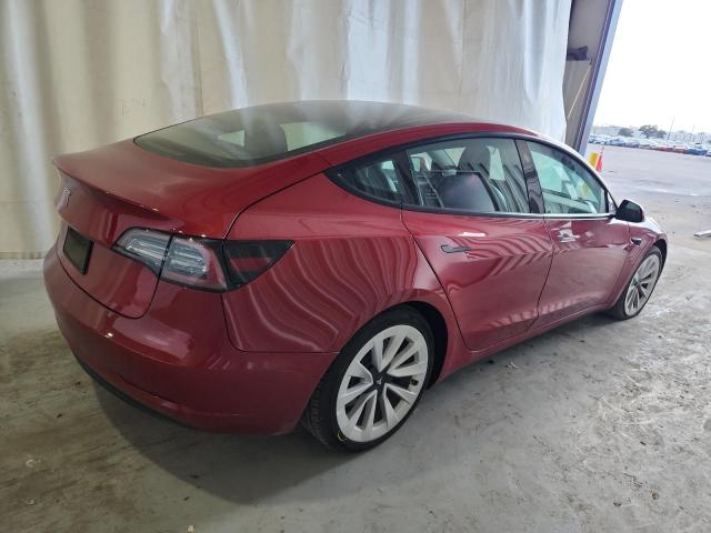 5YJ3E1EA5NF368639 - 2022 TESLA MODEL 3 RED photo 3
