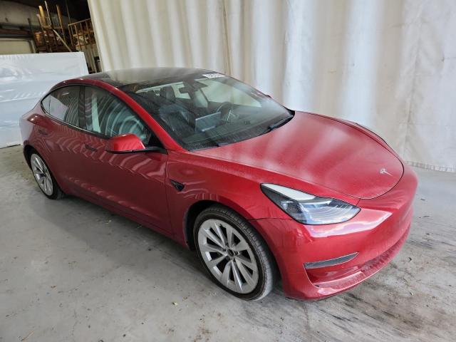 5YJ3E1EA5NF368639 - 2022 TESLA MODEL 3 RED photo 4
