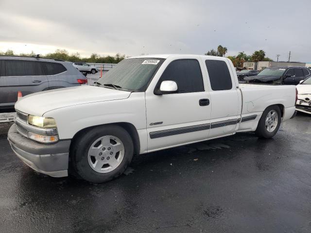 2001 CHEVROLET SILVERADO C1500, 