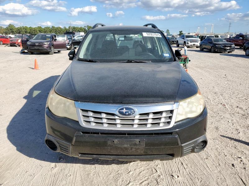 JF2SHBBC2CH435744 - 2012 SUBARU FORESTER 2.5X Czarny zdjęcie 5