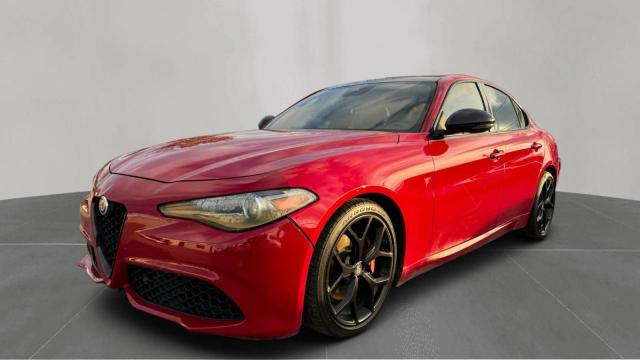 ZARFAMAN4L7626063 - 2020 ALFA ROMEO GIULIA RED photo 2