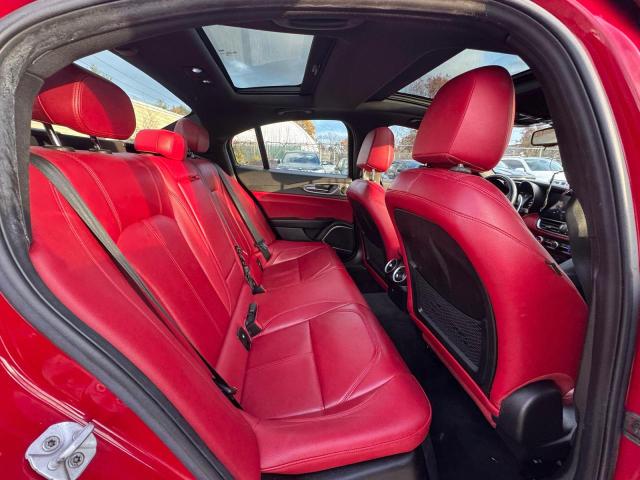 ZARFAMAN4L7626063 - 2020 ALFA ROMEO GIULIA RED photo 6