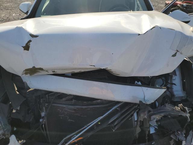 5NPE24AF7JH665945 - 2018 HYUNDAI SONATA SE Biały zdjęcie 11