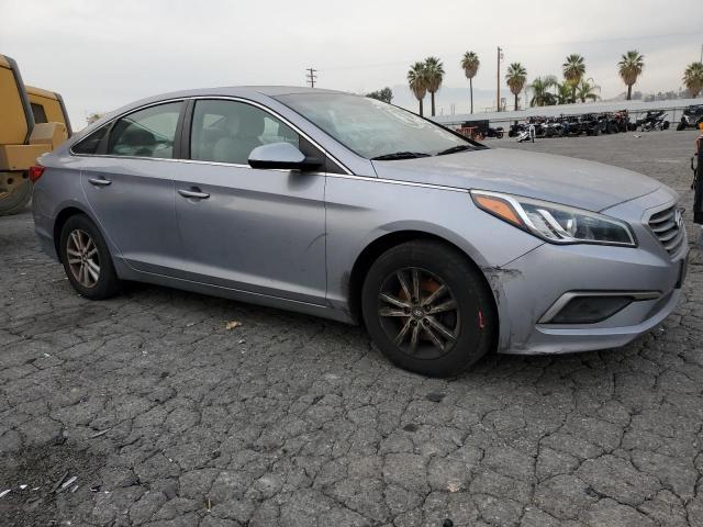 5NPE24AFXHH535913 - 2017 HYUNDAI SONATA SE GRAY photo 4