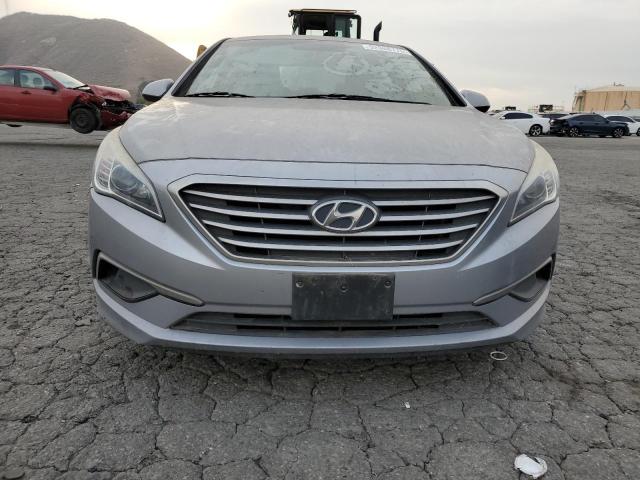 5NPE24AFXHH535913 - 2017 HYUNDAI SONATA SE GRAY photo 5