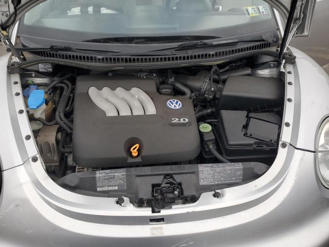3VWBC21C3YM474017 - 2000 VOLKSWAGEN NEW BEETLE GL SILVER photo 11
