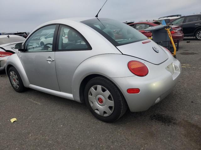 3VWBC21C3YM474017 - 2000 VOLKSWAGEN NEW BEETLE GL SILVER photo 2
