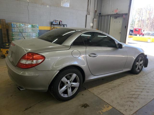 WDBWK54F86F095928 - 2006 MERCEDES-BENZ SLK 280 ვერცხლისფერი ფოტო 3