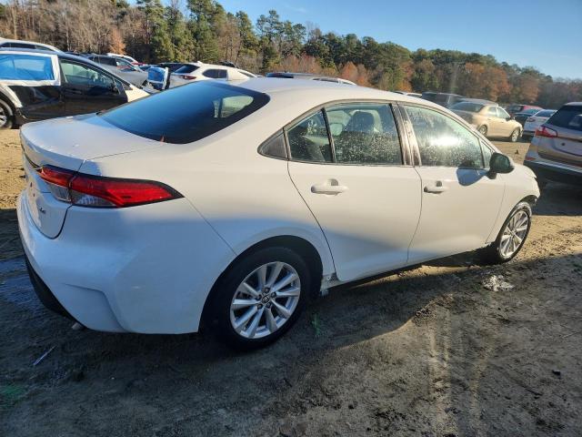 5YFB4MDE5PP016026 - 2023 TOYOTA COROLLA LE 白色 照片 3