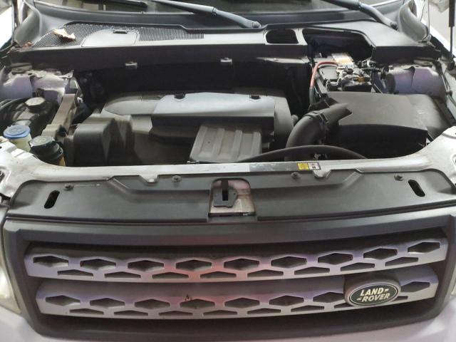 SALFR2BN1BH276091 - 2011 LAND ROVER LR2 HSE 白色 照片 12