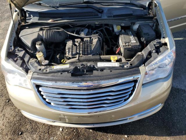 2A4RR8DG6BR650635 - 2011 CHRYSLER TOWN & COU TOURING L GOLD photo 12
