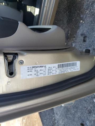 2A4RR8DG6BR650635 - 2011 CHRYSLER TOWN & COU TOURING L GOLD photo 13