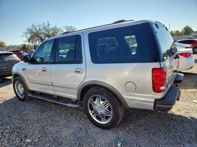 1FMRU15WX2LA41991 - 2002 FORD EXPEDITION XLT SILVER photo 2