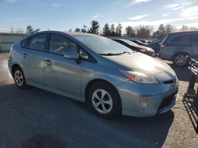 JTDKN3DUXE1748071 - 2014 TOYOTA PRIUS SILVER photo 4