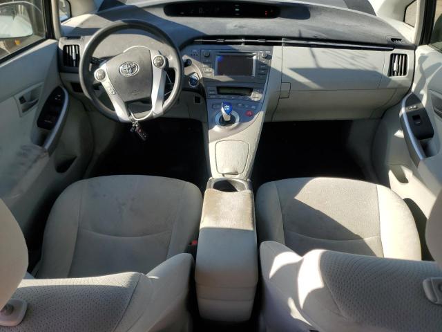 JTDKN3DUXE1748071 - 2014 TOYOTA PRIUS SILVER photo 8