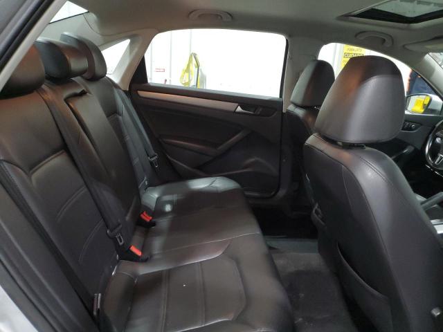 1VWBV7A36FC068397 - 2015 VOLKSWAGEN PASSAT SE 银色 照片 10