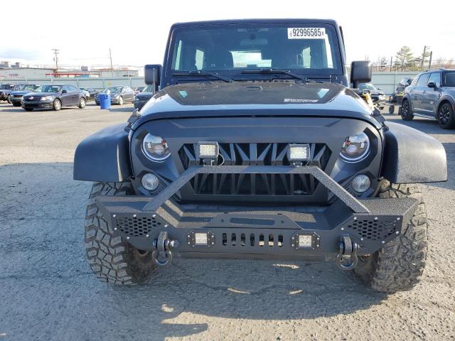 1C4BJWDG3FL751861 - 2015 JEEP WRANGLER U SPORT BLACK photo 5