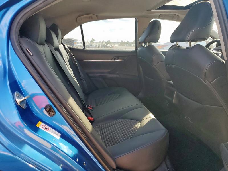 4T1B11HK2JU147718 - 2018 TOYOTA CAMRY L 蓝色 照片 10