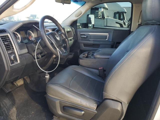 3C7WRNBLXHG504280 - 2017 RAM 5500 白色 照片 7