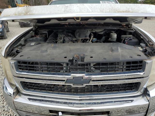 1GCHK23678F105040 - 2008 CHEVROLET SILVERADO K2500 HEAVY DUTY WHITE photo 11