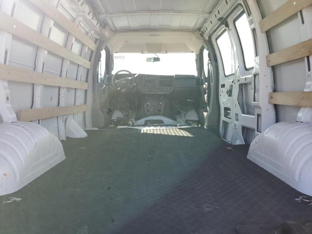 1GCWGAFP0S1161803 - 2025 CHEVROLET EXPRESS G2 WHITE photo 10