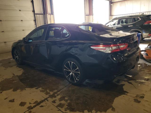 4T1B11HK0JU119030 - 2018 TOYOTA CAMRY L BLACK photo 2