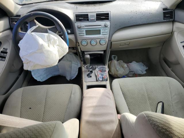 4T4BE46K98R028797 - 2008 TOYOTA CAMRY CE GRAY photo 8