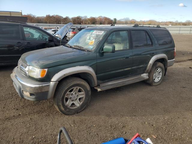 2002 TOYOTA 4RUNNER SR5, 