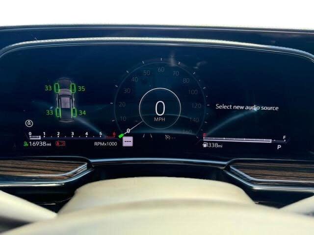 1GYS3JKTXPR491982 - 2023 CADILLAC ESCALADE ESV LUXURY BLACK photo 8