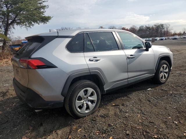 2T3H1RFV7NW186940 - 2022 TOYOTA RAV4 LE SILVER photo 3