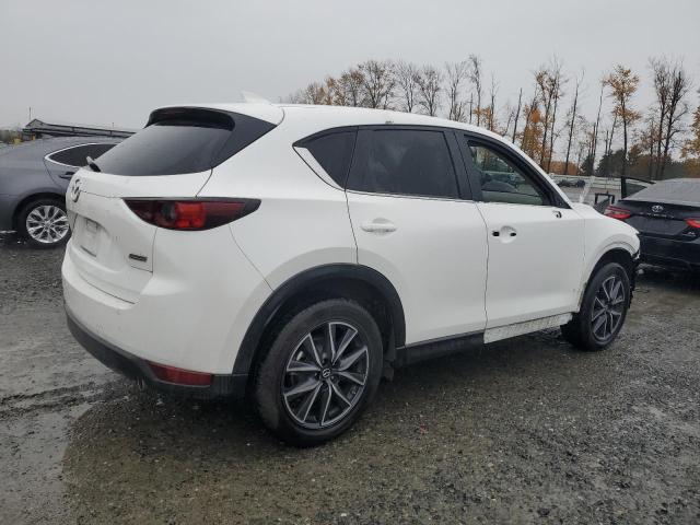 JM3KFBCM9J0380479 - 2018 MAZDA CX-5 TOURING WHITE photo 3