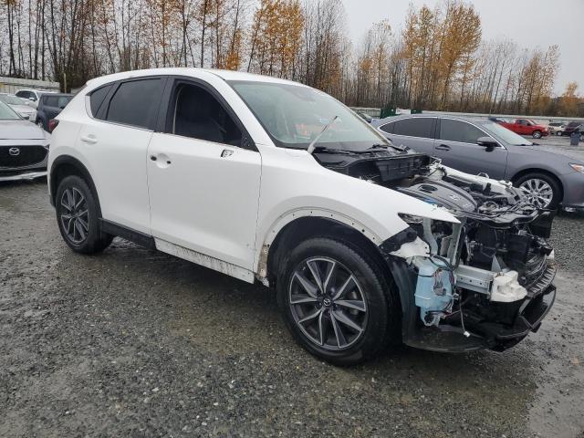 JM3KFBCM9J0380479 - 2018 MAZDA CX-5 TOURING WHITE photo 4