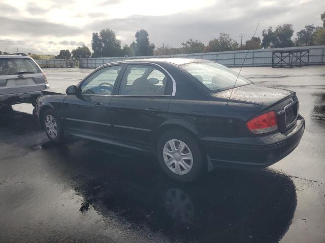 KMHWF25S04A078031 - 2004 HYUNDAI SONATA GL BLACK photo 2