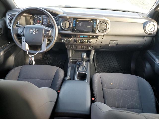 5TFDZ5BNXHX025892 - 2017 TOYOTA TACOMA DOUBLE CAB WHITE photo 8