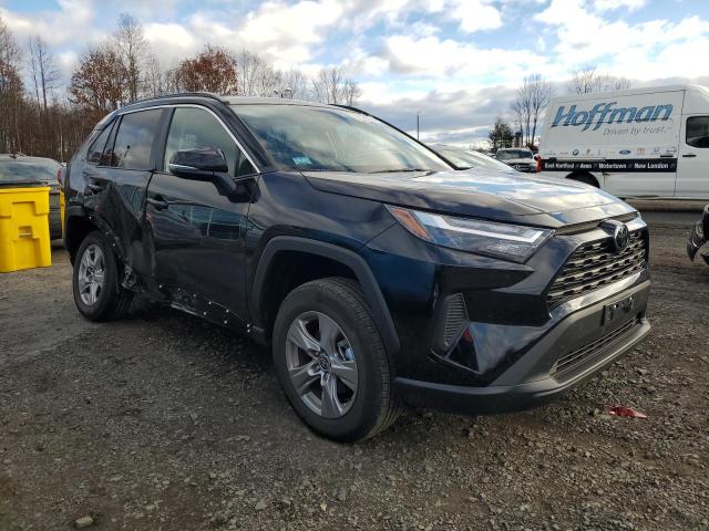 2T3P1RFV3SW560905 - 2025 TOYOTA RAV4 XLE BLACK photo 4
