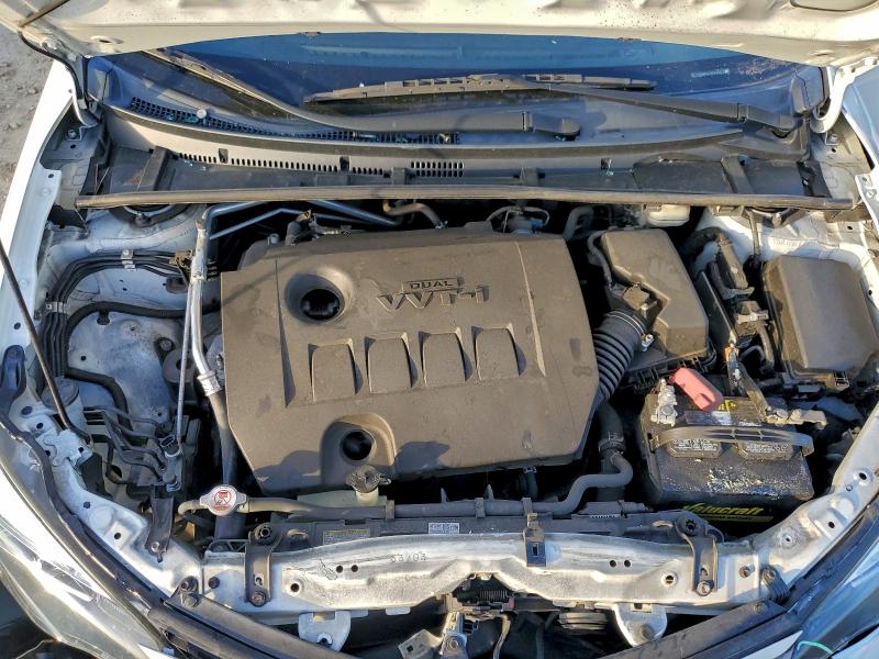 5YFBURHE4KP859070 - 2019 TOYOTA COROLLA L أبيض صورة 11