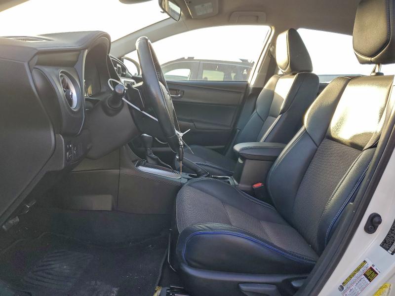 5YFBURHE4KP859070 - 2019 TOYOTA COROLLA L أبيض صورة 7