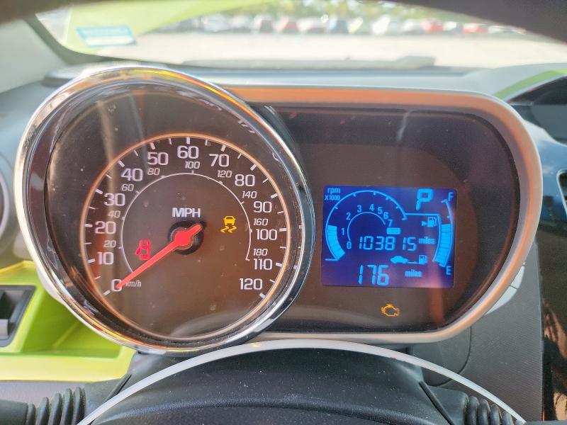 KL8CD6S95DC500586 - 2013 CHEVROLET SPARK 1LT 绿色 照片 9