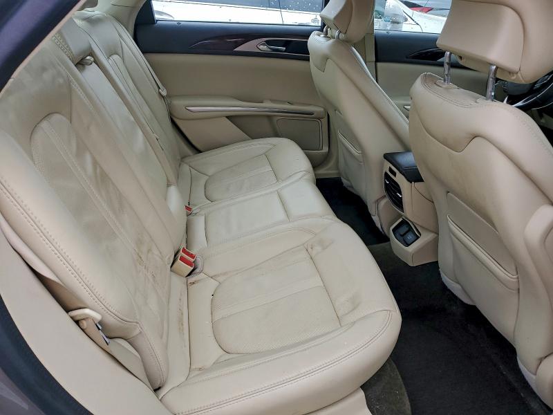 3LN6L2J92FR628334 - 2015 LINCOLN MKZ TAN photo 10