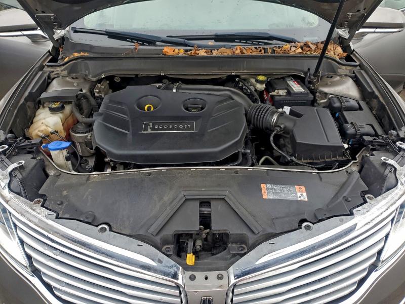 3LN6L2J92FR628334 - 2015 LINCOLN MKZ TAN photo 11