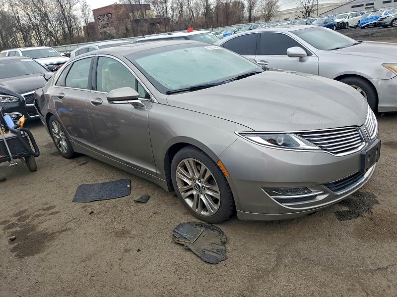 3LN6L2J92FR628334 - 2015 LINCOLN MKZ TAN photo 4