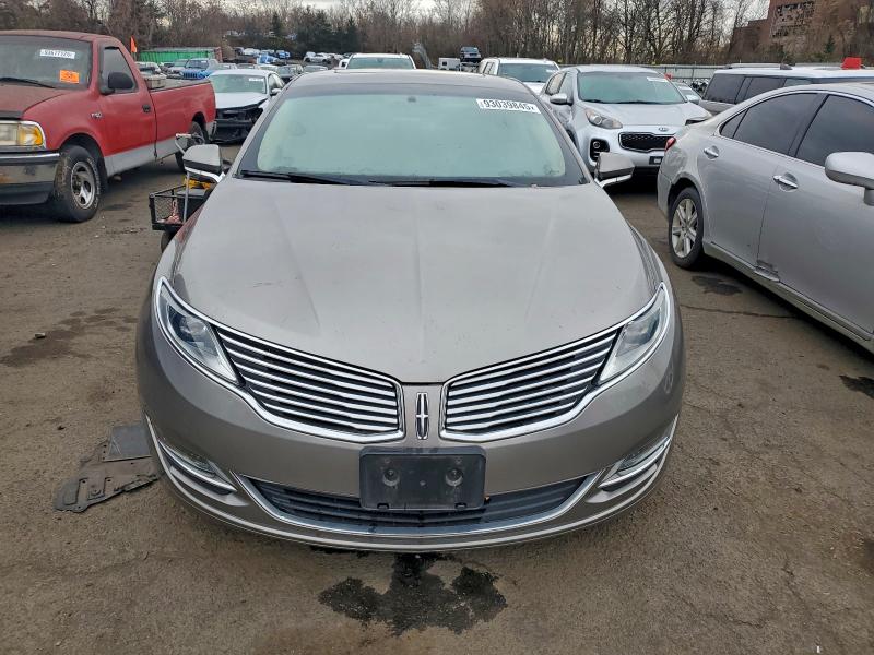 3LN6L2J92FR628334 - 2015 LINCOLN MKZ TAN photo 5