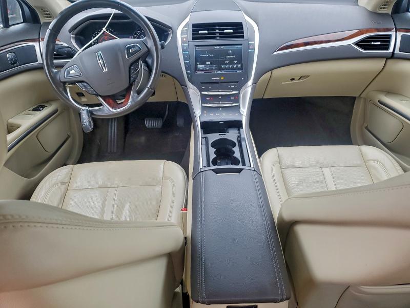 3LN6L2J92FR628334 - 2015 LINCOLN MKZ TAN photo 8