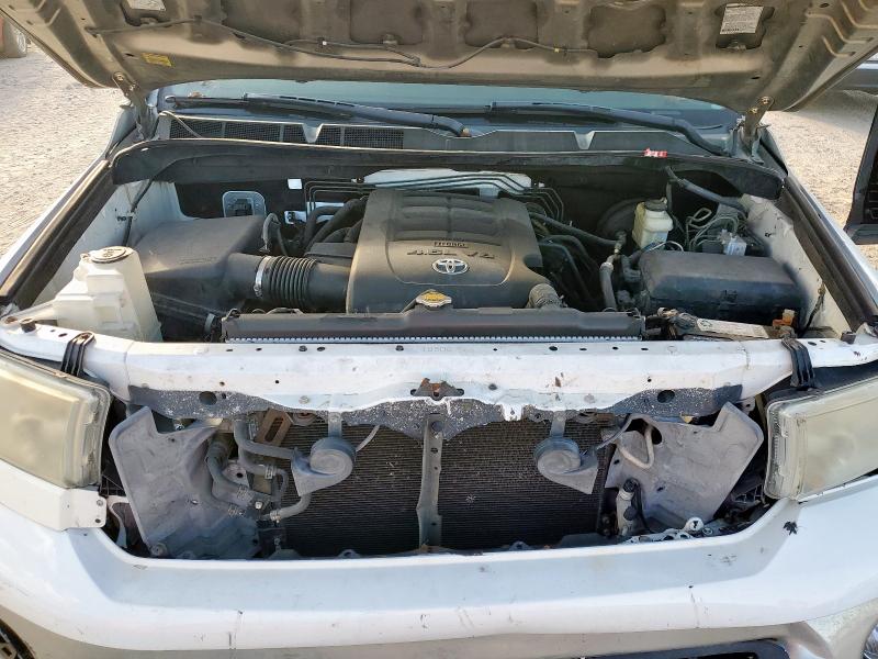 5TFRM5F1XBX029931 - 2011 TOYOTA TUNDRA DOUBLE CAB SR5 WHITE photo 11