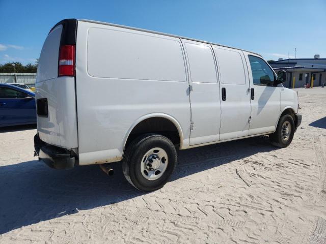 1GCWGAFP4M1160589 - 2021 CHEVROLET EXPRESS G2 WHITE photo 3