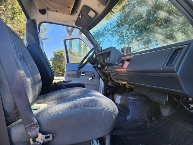 1GDM7H1JXWJ504282 - 1998 GMC C-SERIES C7H042 WHITE photo 5