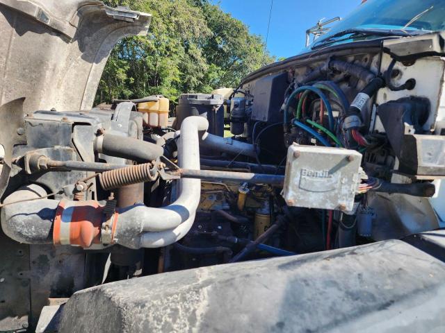 1GDM7H1JXWJ504282 - 1998 GMC C-SERIES C7H042 WHITE photo 7