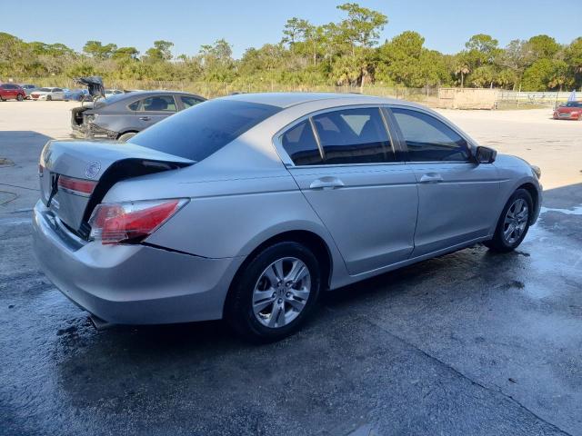 1HGCP2F49CA183560 - 2012 HONDA ACCORD LXP SILVER photo 3