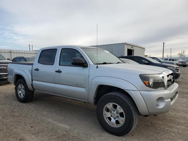5TEJU62N48Z536983 - 2008 TOYOTA TACOMA DOUBLE CAB PRERUNNER SILVER photo 4